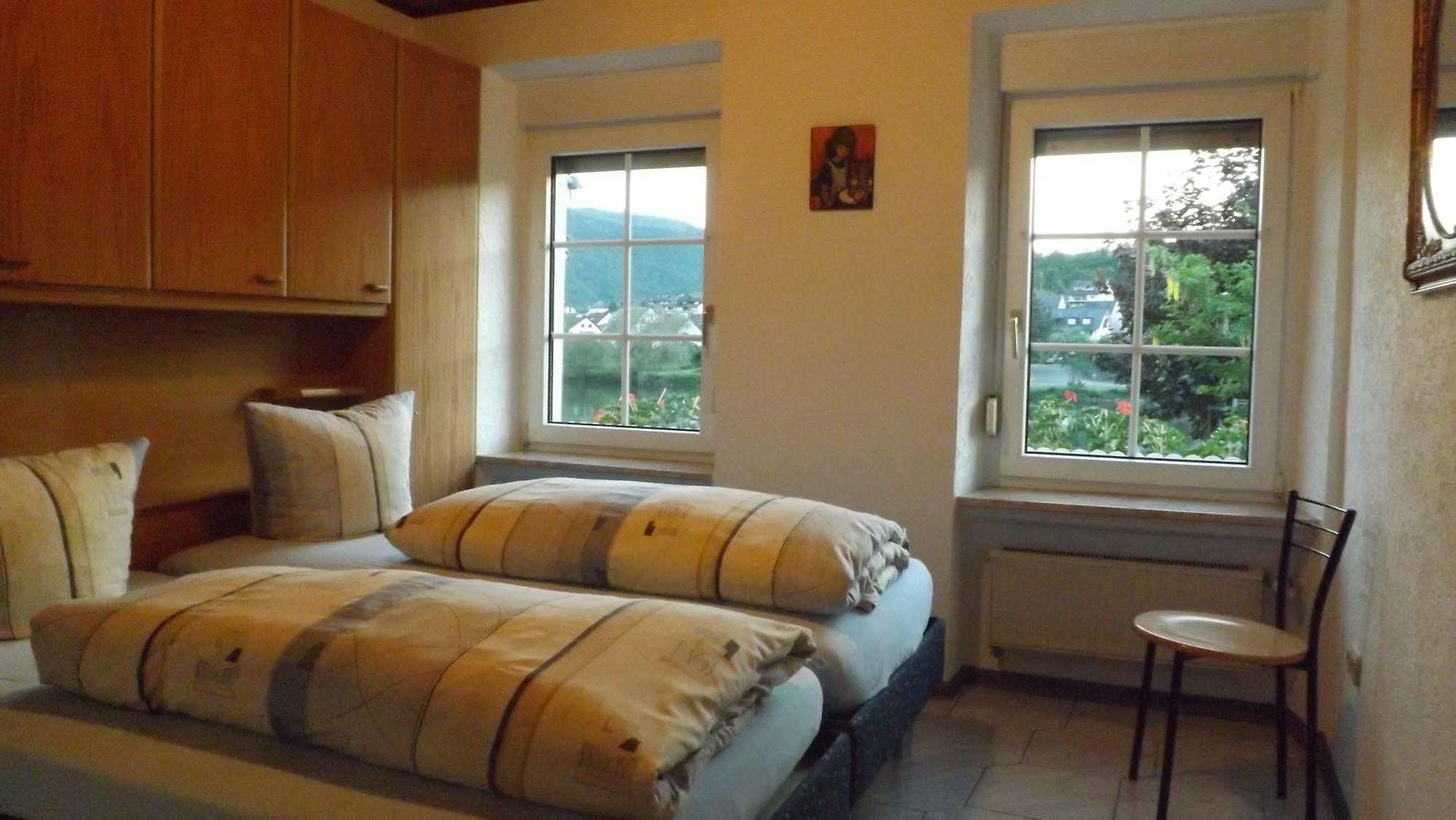 Mosel Panorama Apartment Zell an der Mosel Luaran gambar